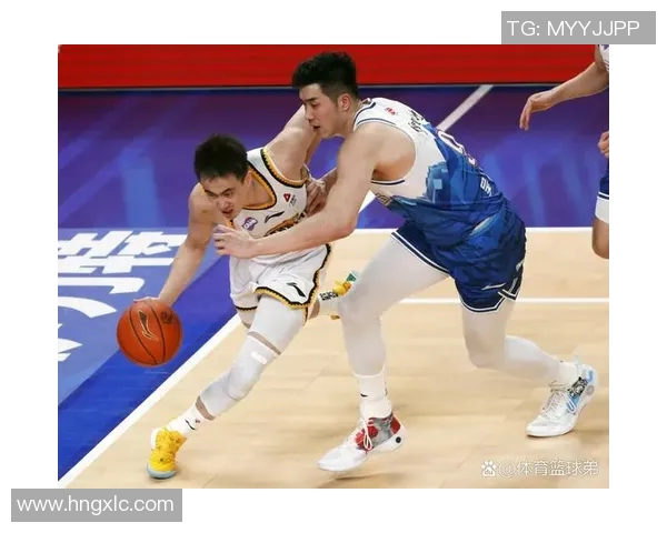 吴冠希：从青年才俊到篮球赛场的领军人物的成长之路